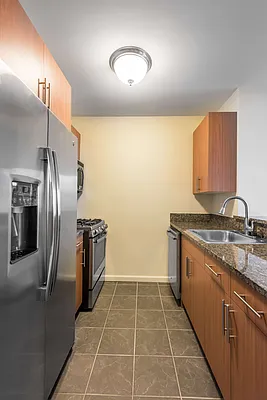 Rented by Chelsea Tower | media 2