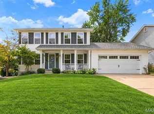 3699 Banbury Dr, Saint Charles, MO 63303