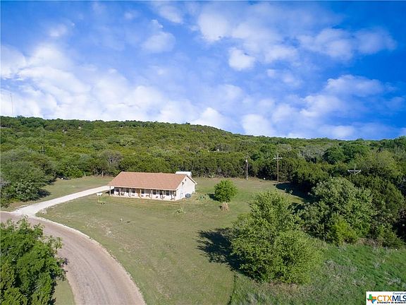 4th image of 110 Greenwood Cir