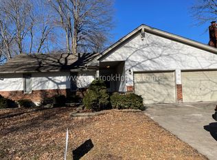 1304 SE 7th St, Lees Summit, MO 64063