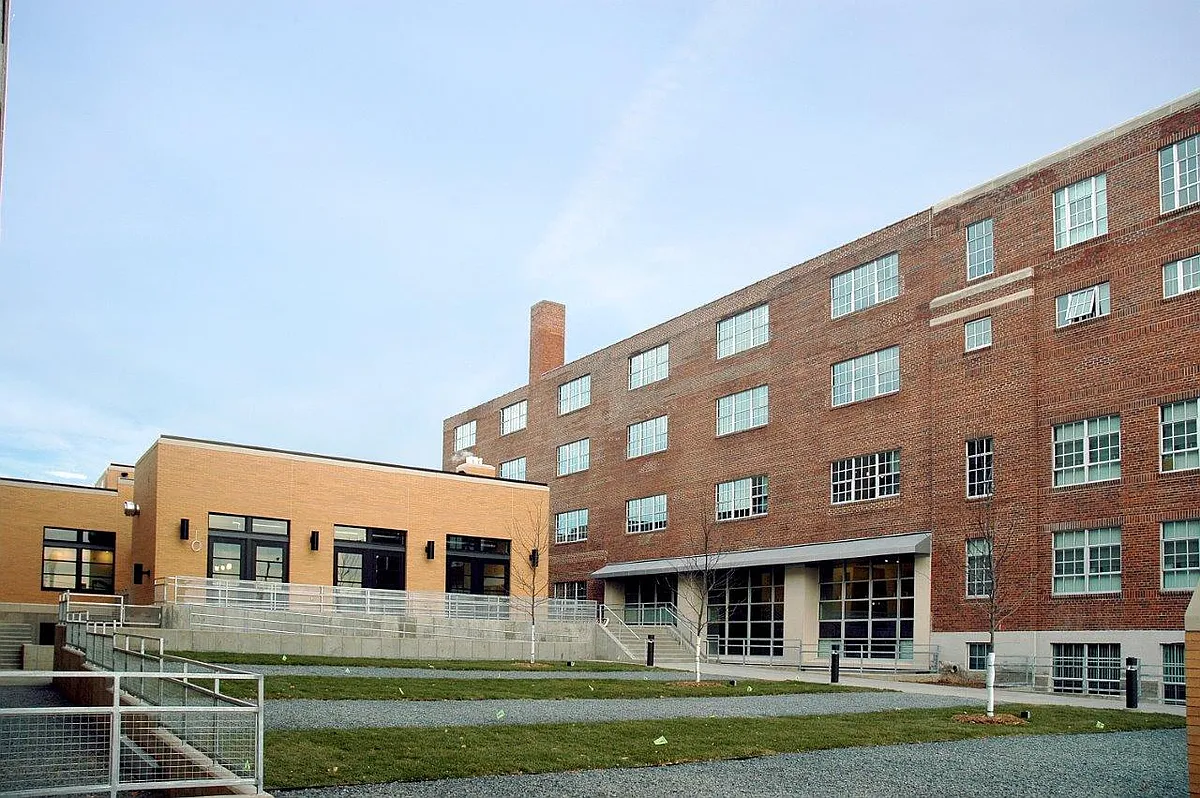 Building Photo - Carleton Artist Lofts