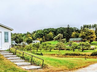 16 Apple Farm Rd, Franklin, NH 03235