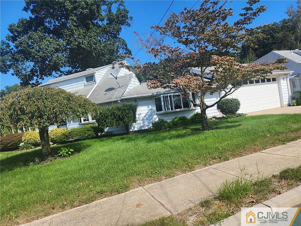 2nd image of 31 Marshall Pl