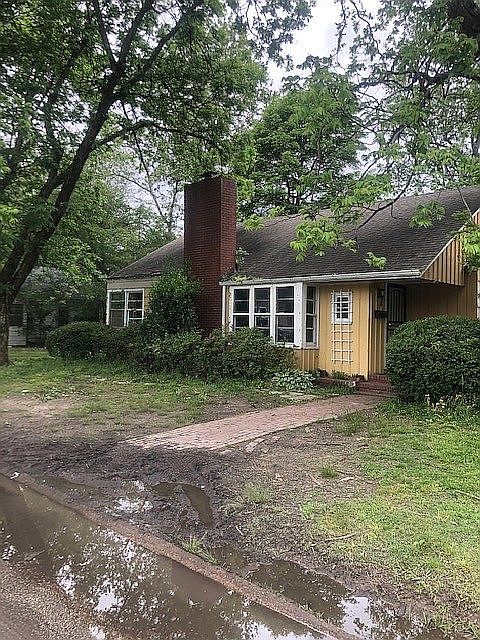1st image of 1600 W Walnut St