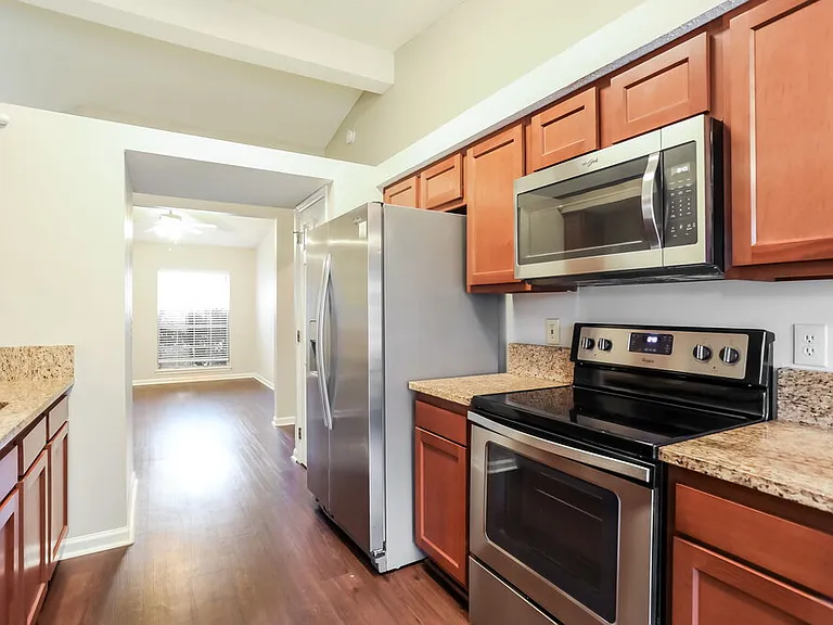 4519 Antler Hill Dr E — Photo 9