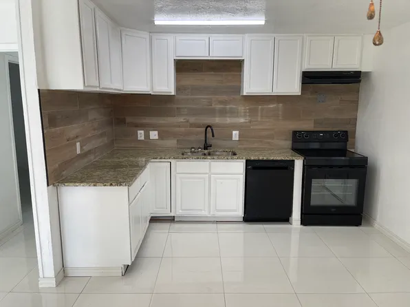 2212 Roberts Cut Off Rd, Fort Worth, TX 76114