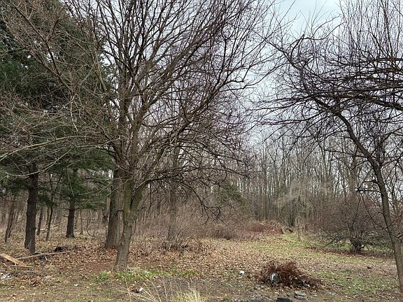 4th image of 17932 Indian Prairie Rd