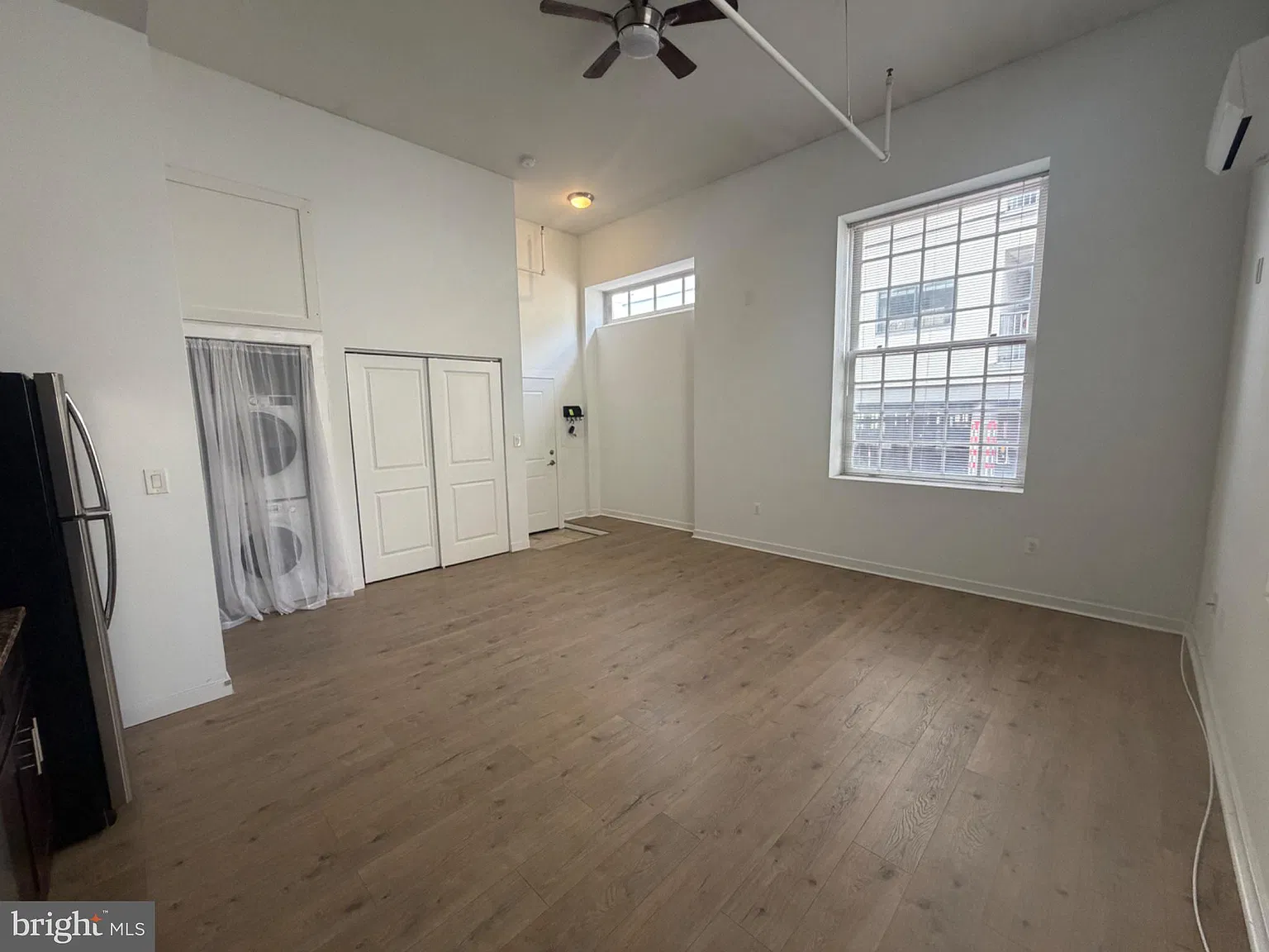 Studio, 1.0 bath, 700 sqft, $1,395 — Photo 2
