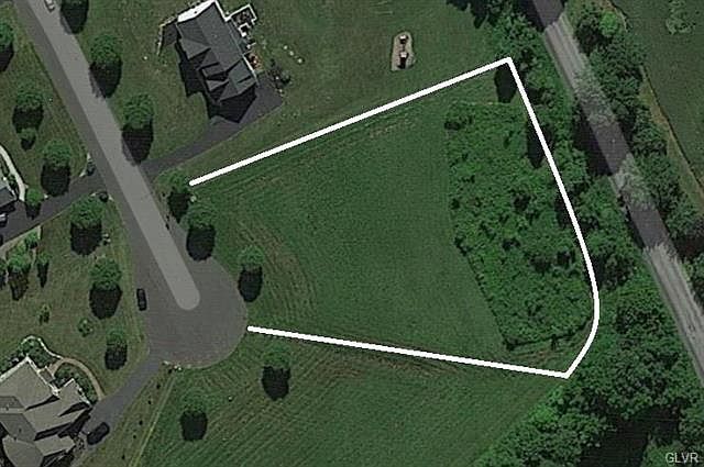 2nd image of 65 School House Ln