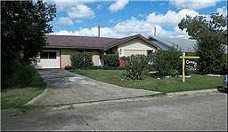 1st image of 604 Pamela Dr