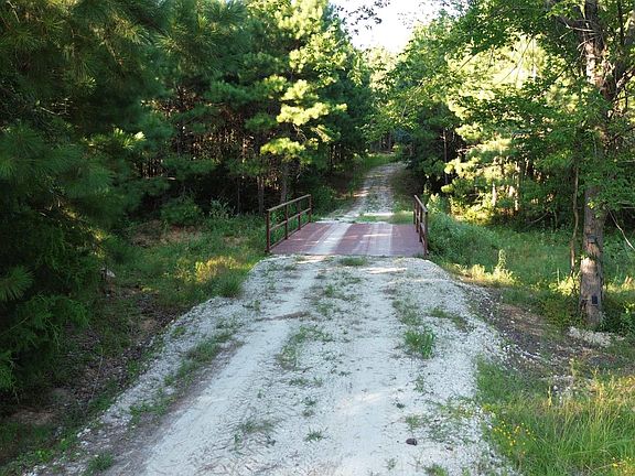 2nd image of 511 County Road 112