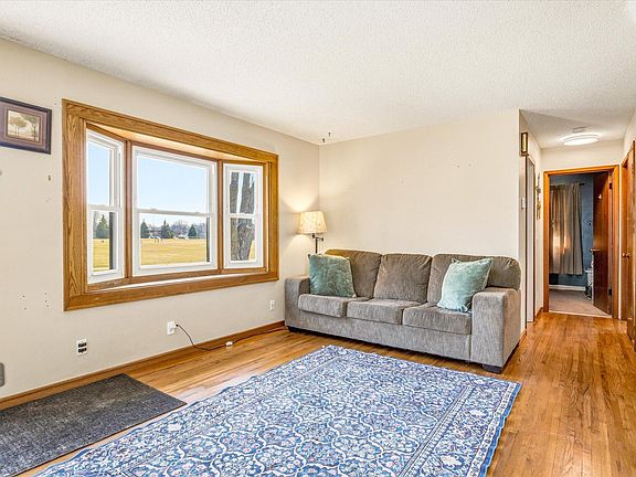 3rd image of 8452 Ideal Ave S