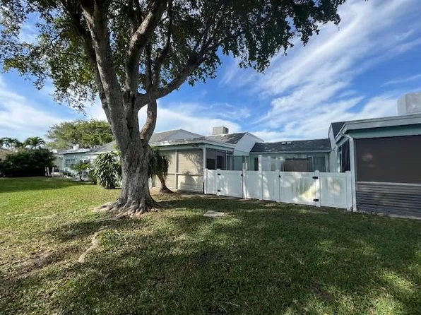 9322 SW 5th Street #B, Boca Raton, FL 33428