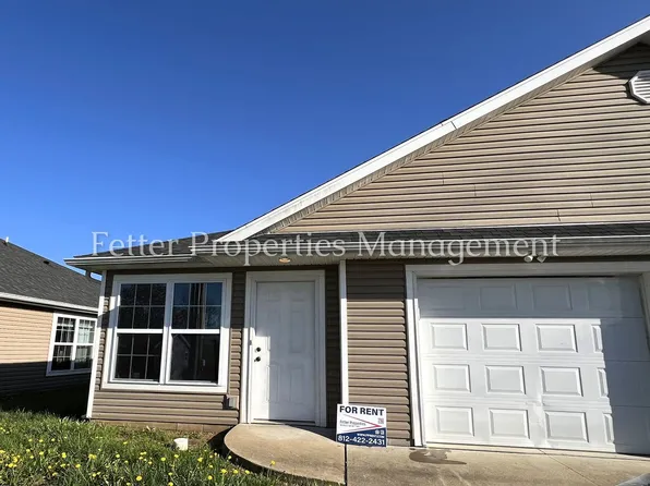 1360 Old Plank Rd, Newburgh, IN 47630