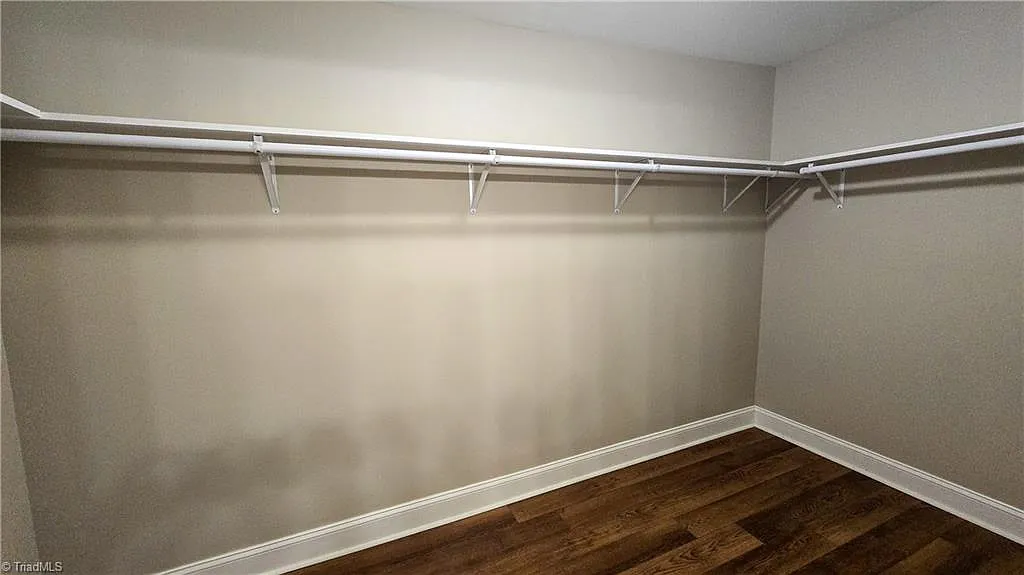 4 bed, 2.5 bath, 1752 sqft, $1,700 — Photo 4