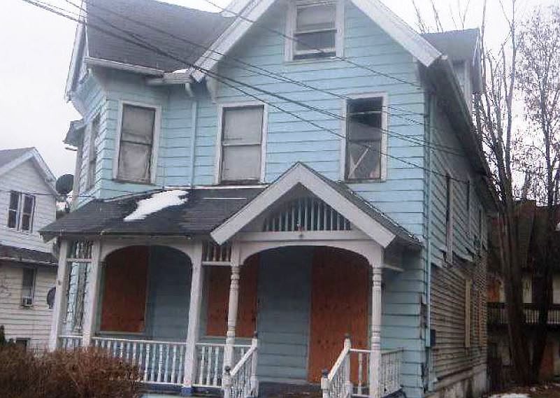 1st image of 133 Central Ave