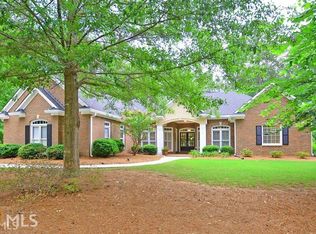 130 Chatham Ct, Tyrone, GA 30290