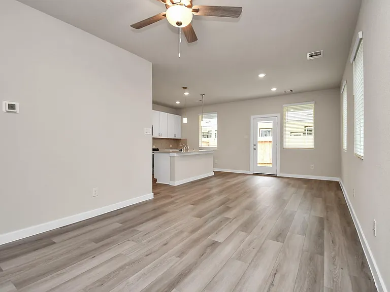 8408 Rising Stream Dr — Photo 11