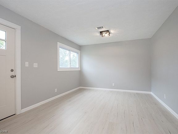 4th image of 12215 Guardian Blvd