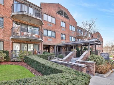 66 Crisfield Street #3Y, Yonkers, NY, 10710