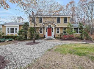 75 Laura Ln, Hampstead, NH 03841