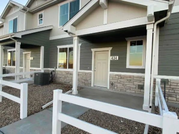 434 Mountain Bluebird Dr #434, Johnstown, CO 80534