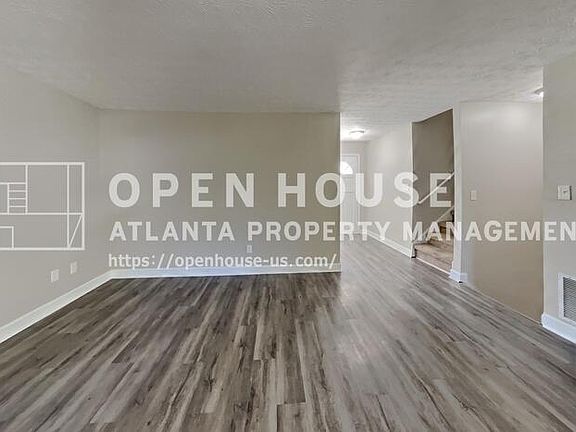 3rd image of 4049 Evelyn Dr