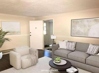 132 Claremont Rd APT 14, Bernardsville, NJ 07924