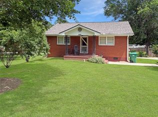 1146 Nelson St, Jackson, GA 30233