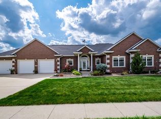726 Kaitlynn Ave, Anamosa, IA 52205