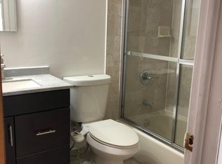 1074 Rockland Ave, Staten Island, NY 10314