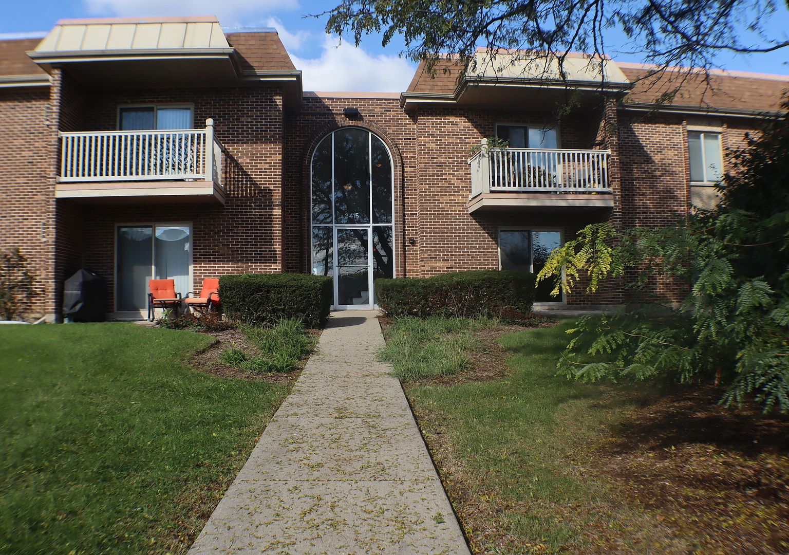 2415 N Kennicott Dr APT 2C, Arlington Heights, IL 60004 Zillow