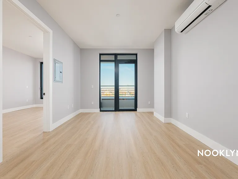 26-25 4th St #1531 — Photo 3