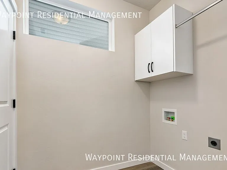 2094 S Defio Pl — Photo 35