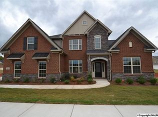 26 Tall Oak Blvd SW, Huntsville, AL 35824