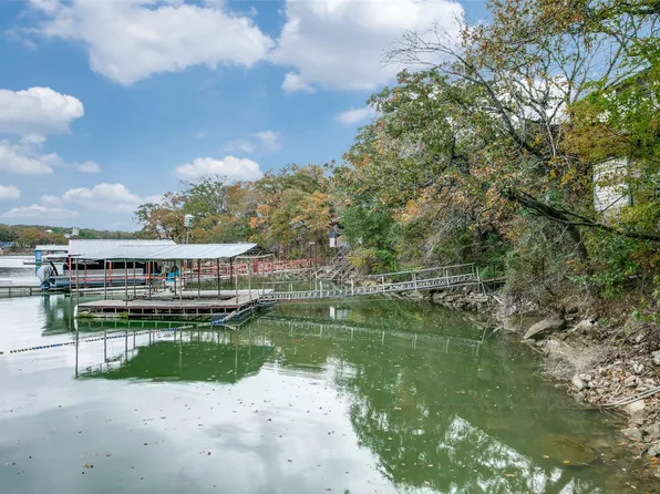 108 Three Forks Xing, Chico, TX 76431