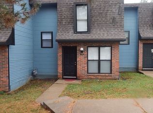 3103 SE Mareta Cir, Topeka, KS 66605