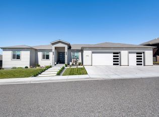3902 W 48th Ave, Kennewick, WA
