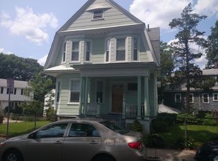 15 Bourne St, Jamaica Plain, MA 02130