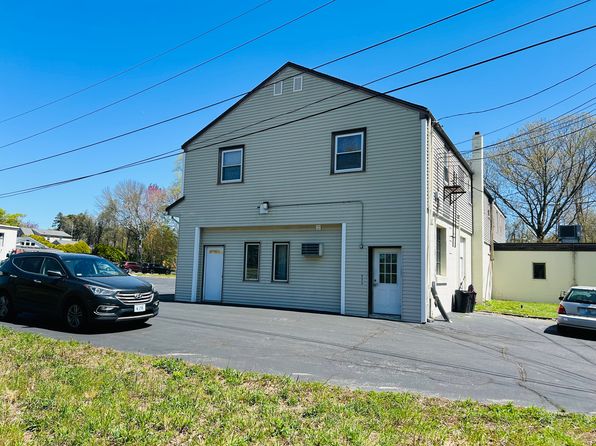 286 Maple Ave #3, Barrington, RI 02806