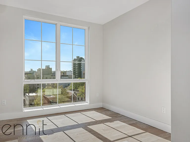 937 Rogers Ave #5R — Photo 4