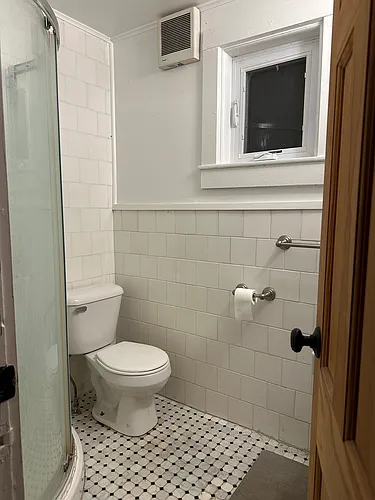 139 Railroad St #1 Photo 1