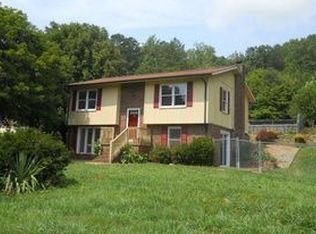 626 Old Neal Rd, Marion, NC 28752