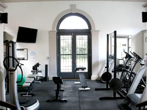 240 Centre Street image 18 of 20