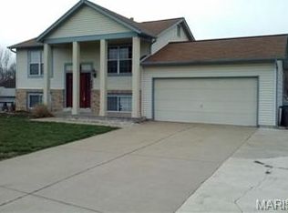 624 Chapparal Dr, O'Fallon, MO 63368