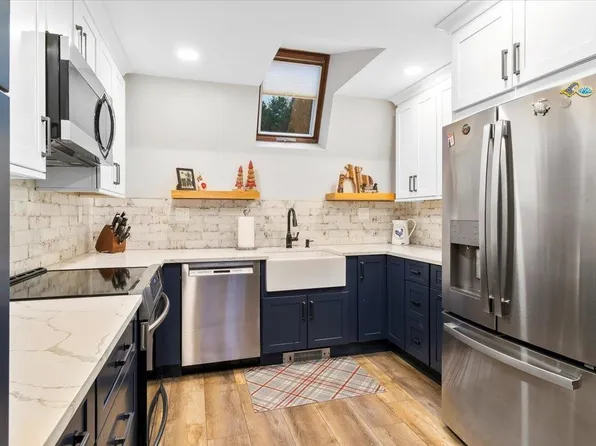 254 Boynton Road #SB3, Londonderry, VT 05148