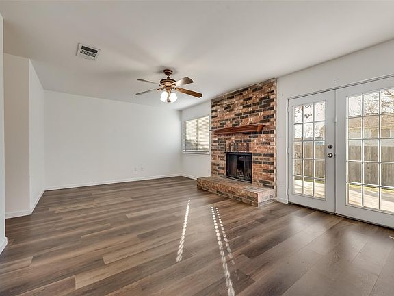 5th image of 1405 Thistlewood Ln