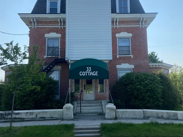 33 Cottage Street, Rutland City, VT 05701