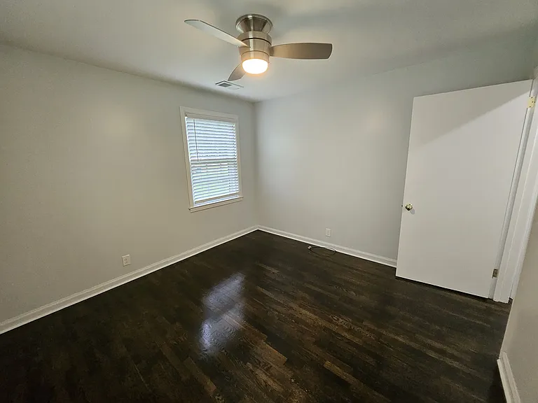 214 Ridgeway Dr — Photo 12