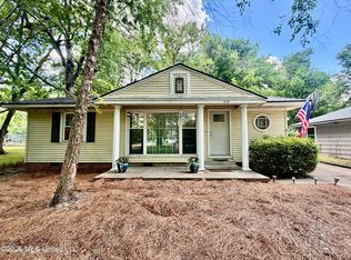412 S Victoria Ave, Cleveland, MS 38732